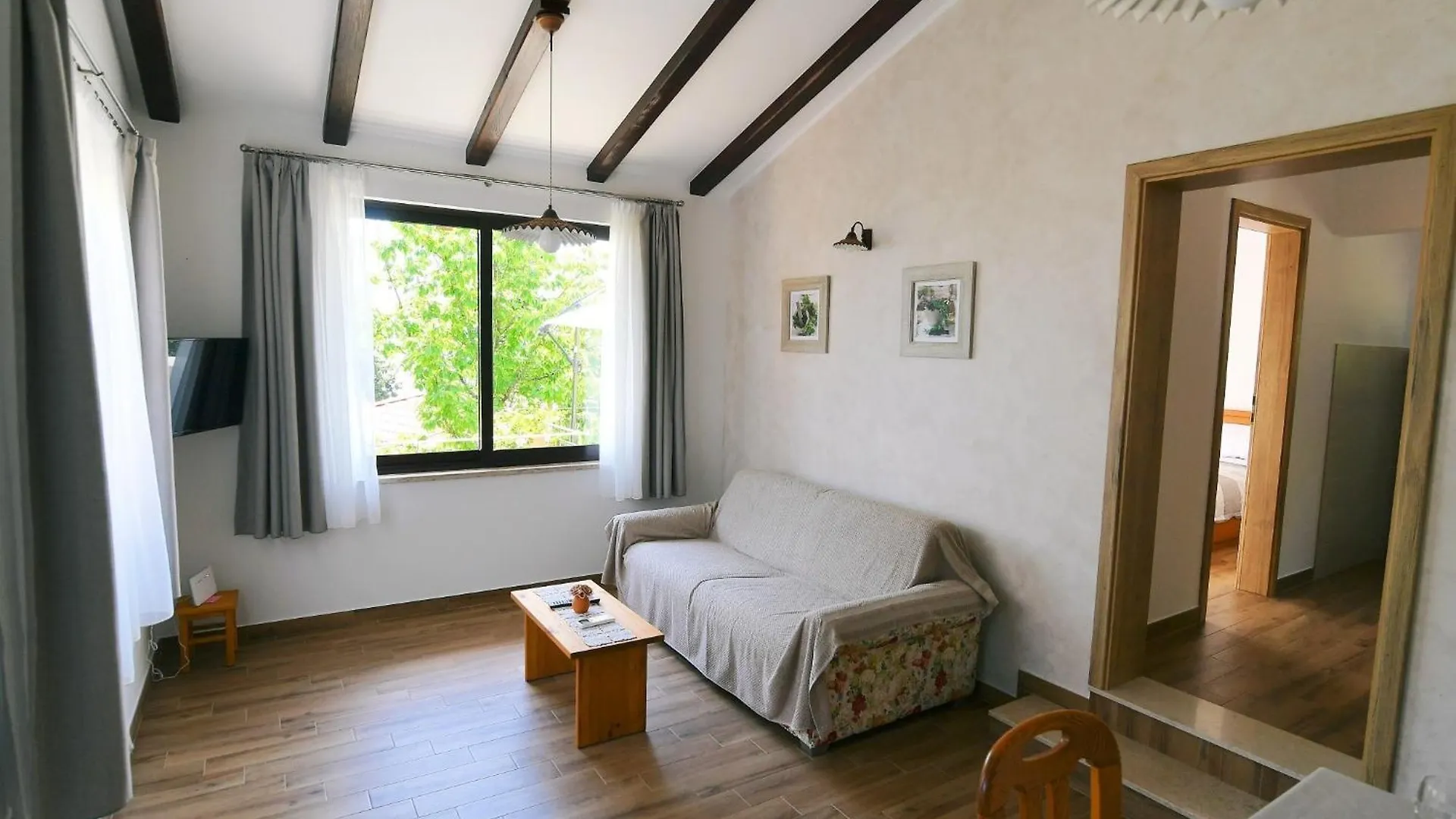 Holiday Home Valentin Moscenicka Draga
