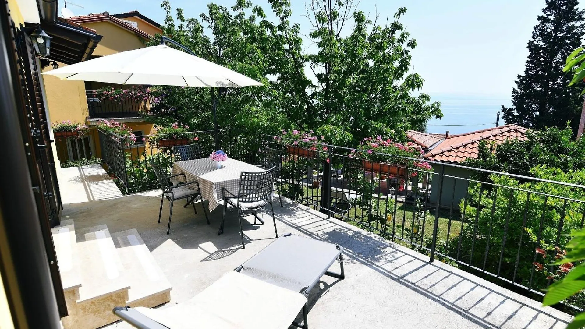 Holiday Home Valentin Moscenicka Draga